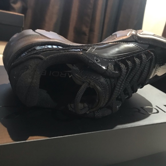 Cardi b - Picture 4 of 6